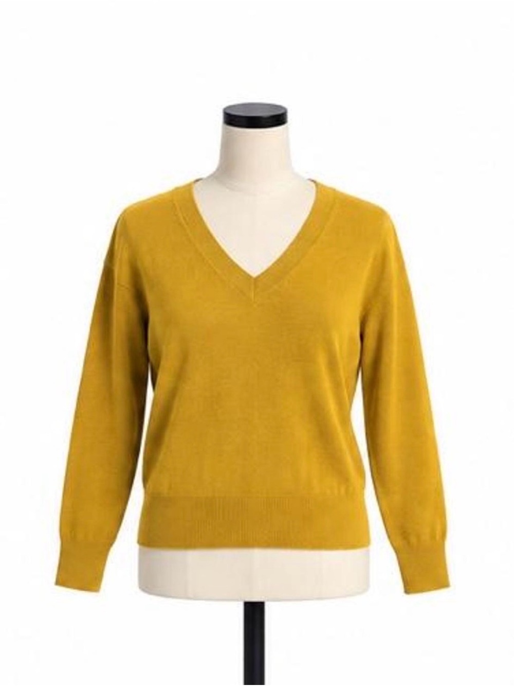 Banana Republic Luxe Cashmere Blend V Neck Sweater Mustard S